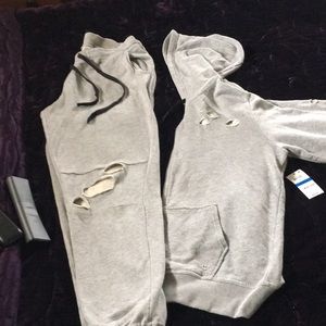 Madonnas Material Girl sweat outfit